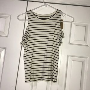 American Eagle Cold Shoulder Top